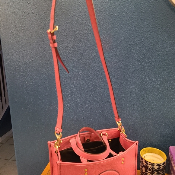 Coach Dempsey - Picture 4 of 15